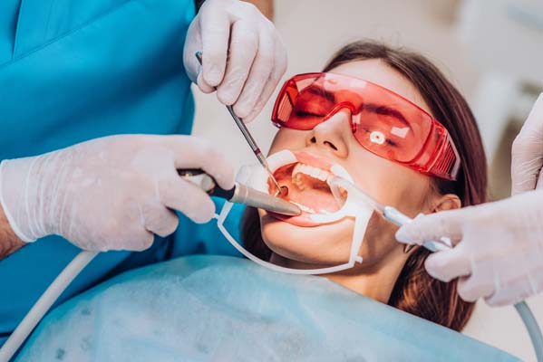 How Often A Dentist Recommends A Dental Cleaning