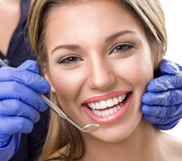 Snellville Teeth Whitening at Dentist